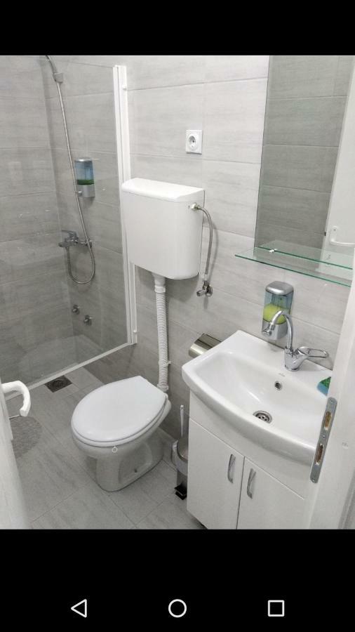 Apartmani Pinokio Ni Exterior foto